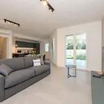 Mgh Luxury - Blue Horizon & Alba